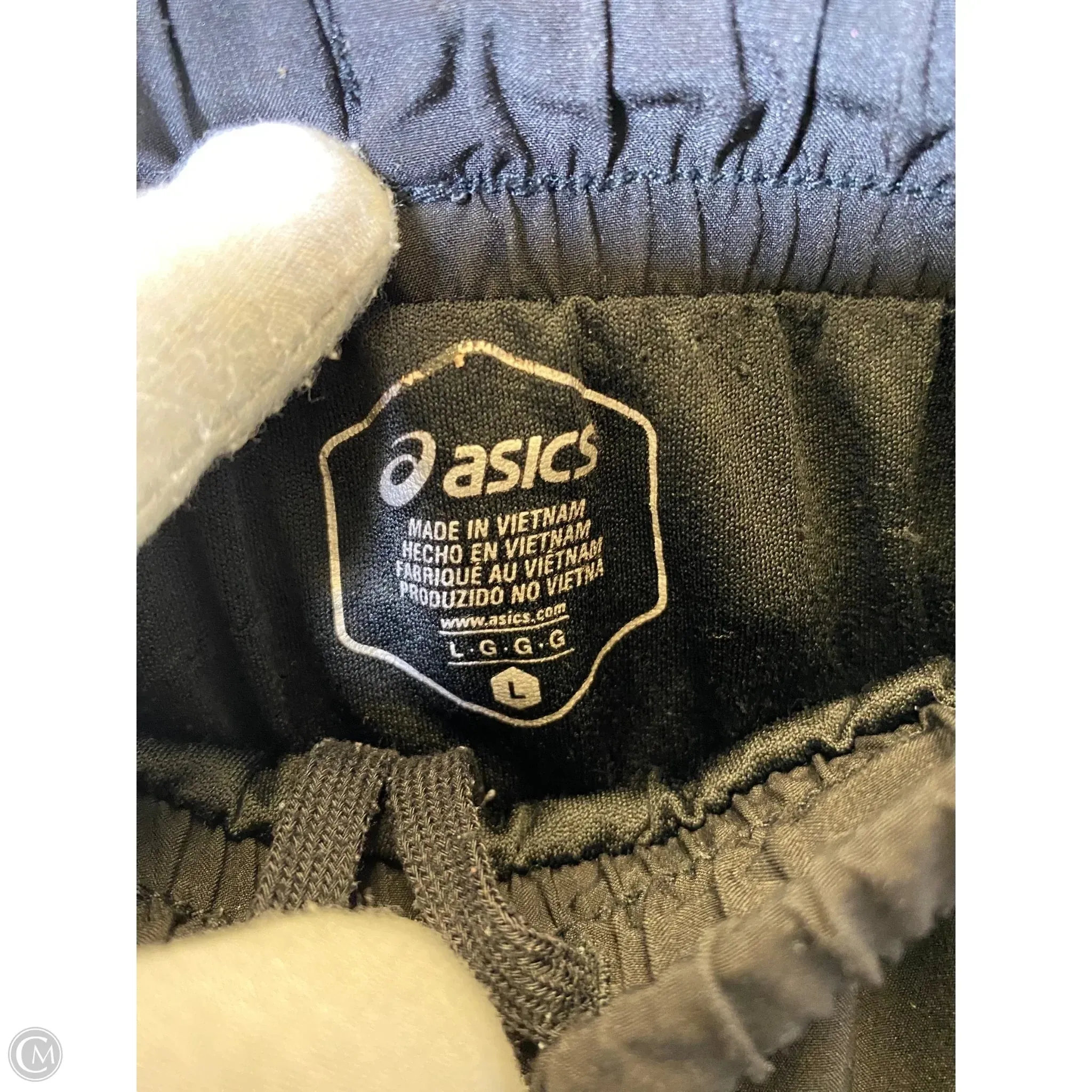 Athletic Shorts By Asics In Black, Size: L