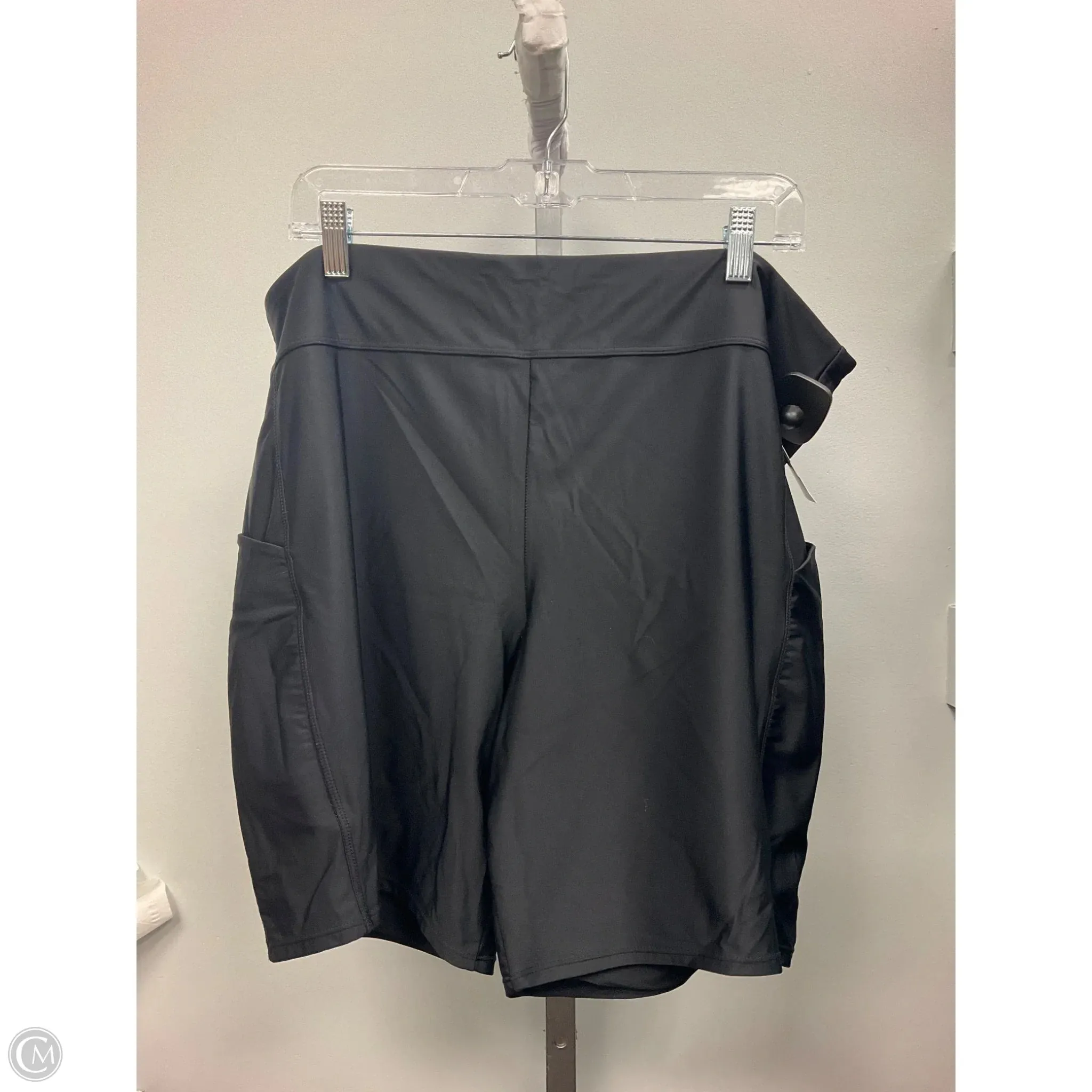 Athletic Shorts By Torrid In Black, Size: 3x