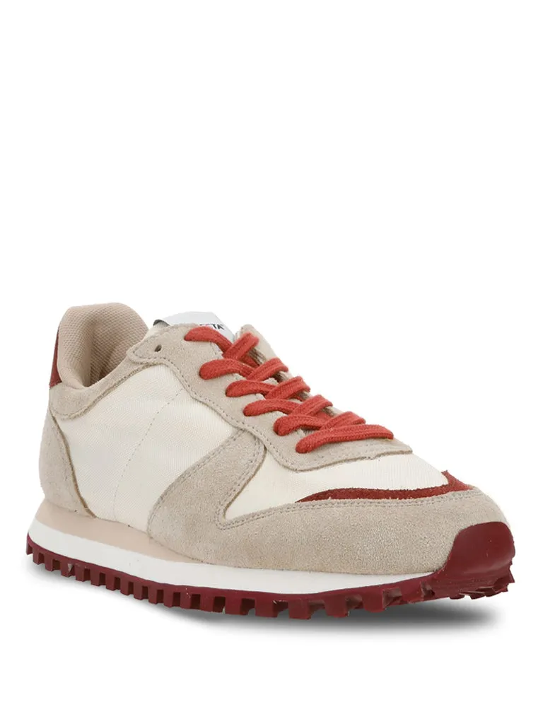 Novesta Marathon Trail Trainers in Beige Brown