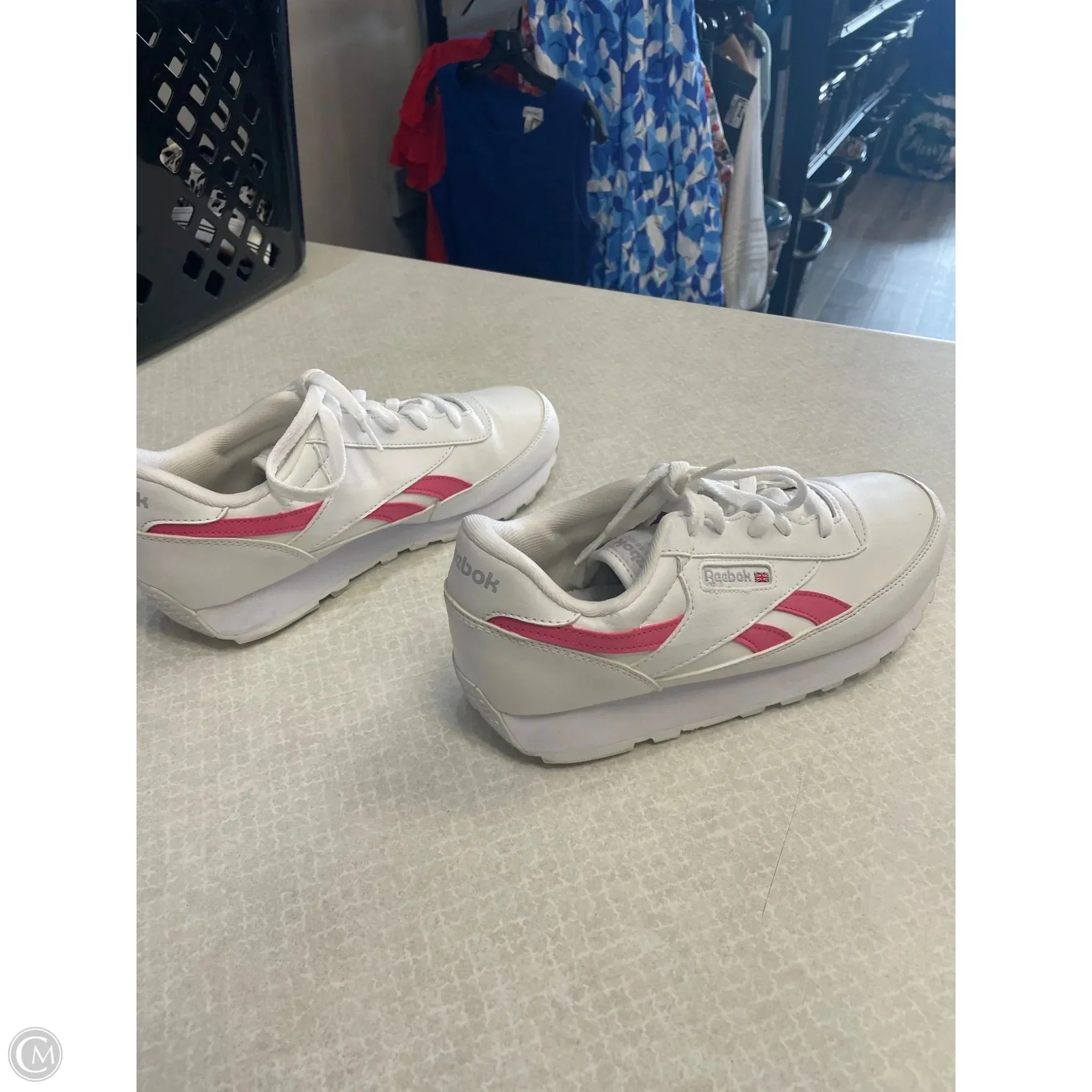 Shoes Athletic By Reebok In Pink & White, Size: 9