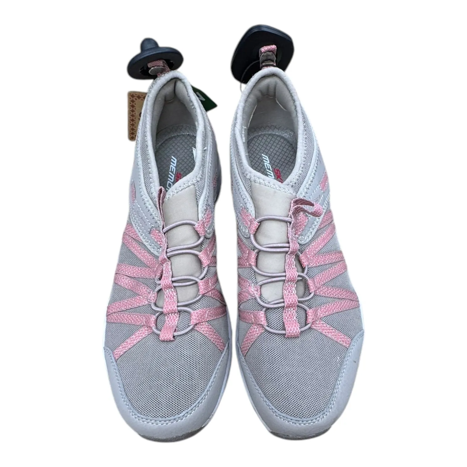 Shoes Athletic By Skechers In Beige, Size:8