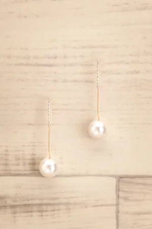 Terrassa | Pearl Earrings w/ Crystals