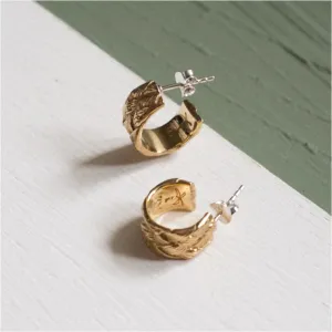 Zoe Morton Plantlife Hoop Embossed Earrings in Gold